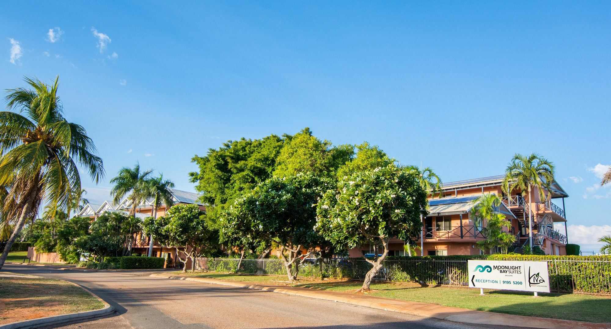 Bayside Holiday Apartments Μπρουμ Εξωτερικό φωτογραφία