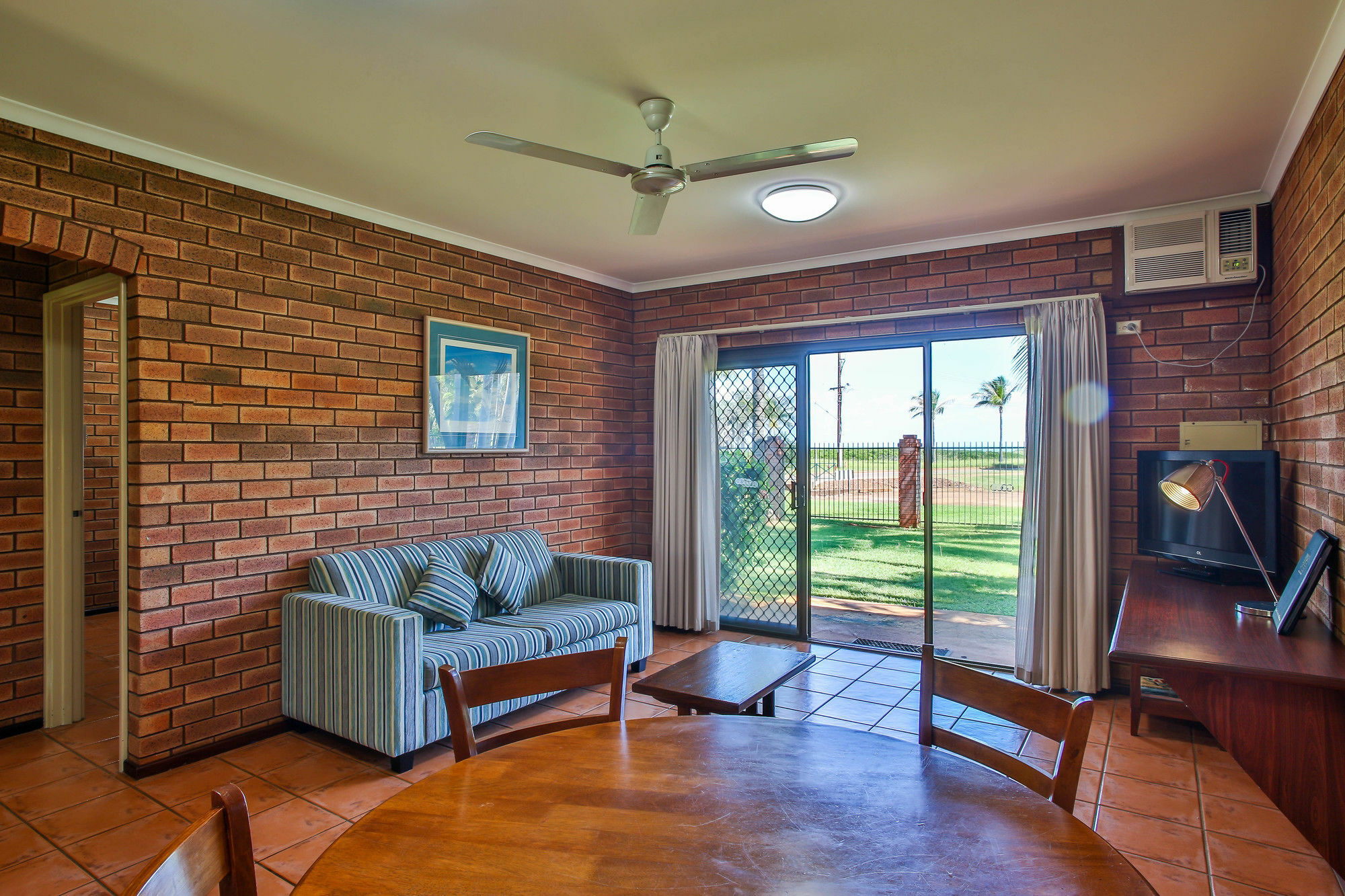 Bayside Holiday Apartments Μπρουμ Εξωτερικό φωτογραφία